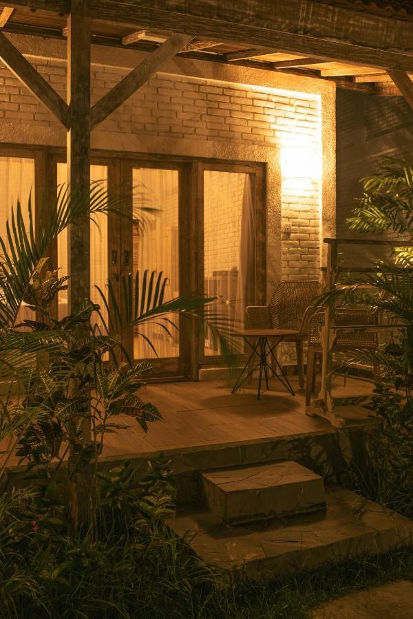 Cari Surf Camp & Studio'S Uluwatu  Luaran gambar