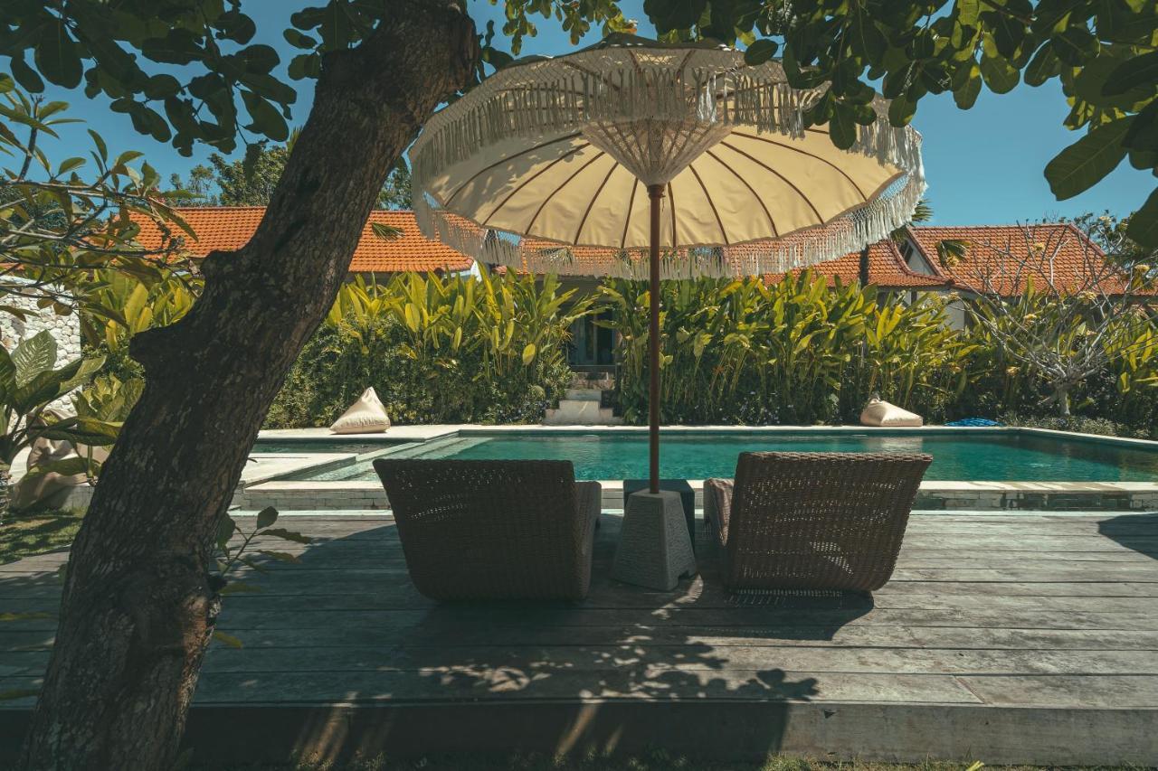 Cari Surf Camp & Studio'S Uluwatu  Luaran gambar