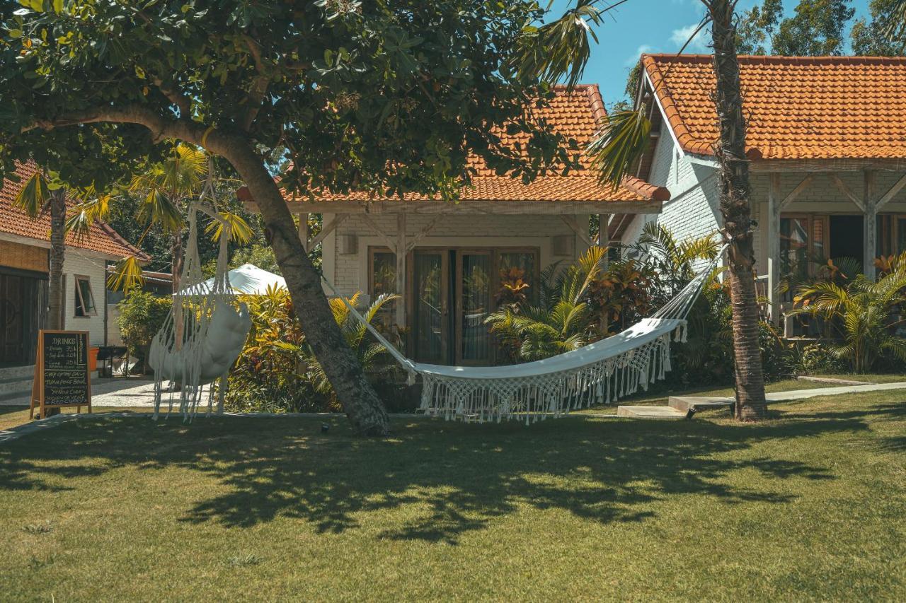 Cari Surf Camp & Studio'S Uluwatu  Luaran gambar
