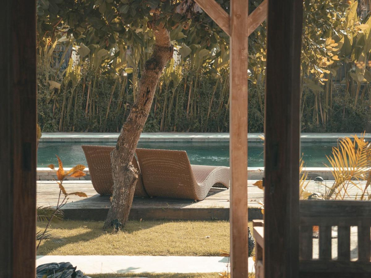 Cari Surf Camp & Studio'S Uluwatu  Luaran gambar