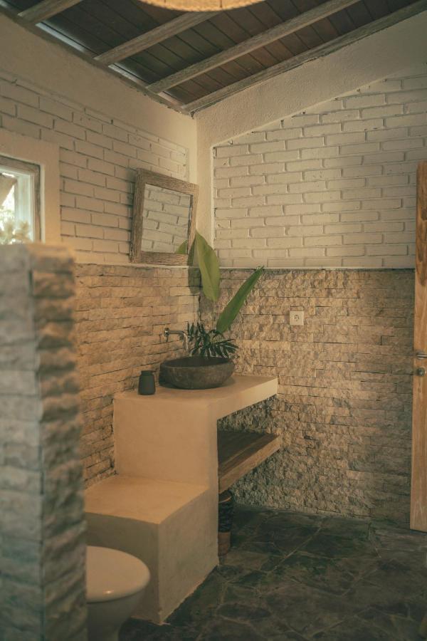 Cari Surf Camp & Studio'S Uluwatu  Luaran gambar