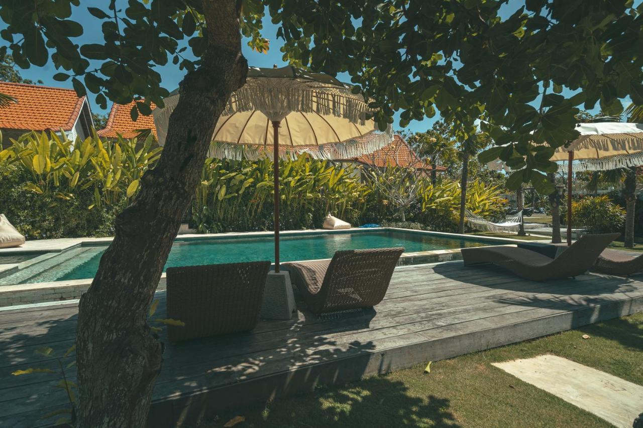 Cari Surf Camp & Studio'S Uluwatu  Luaran gambar