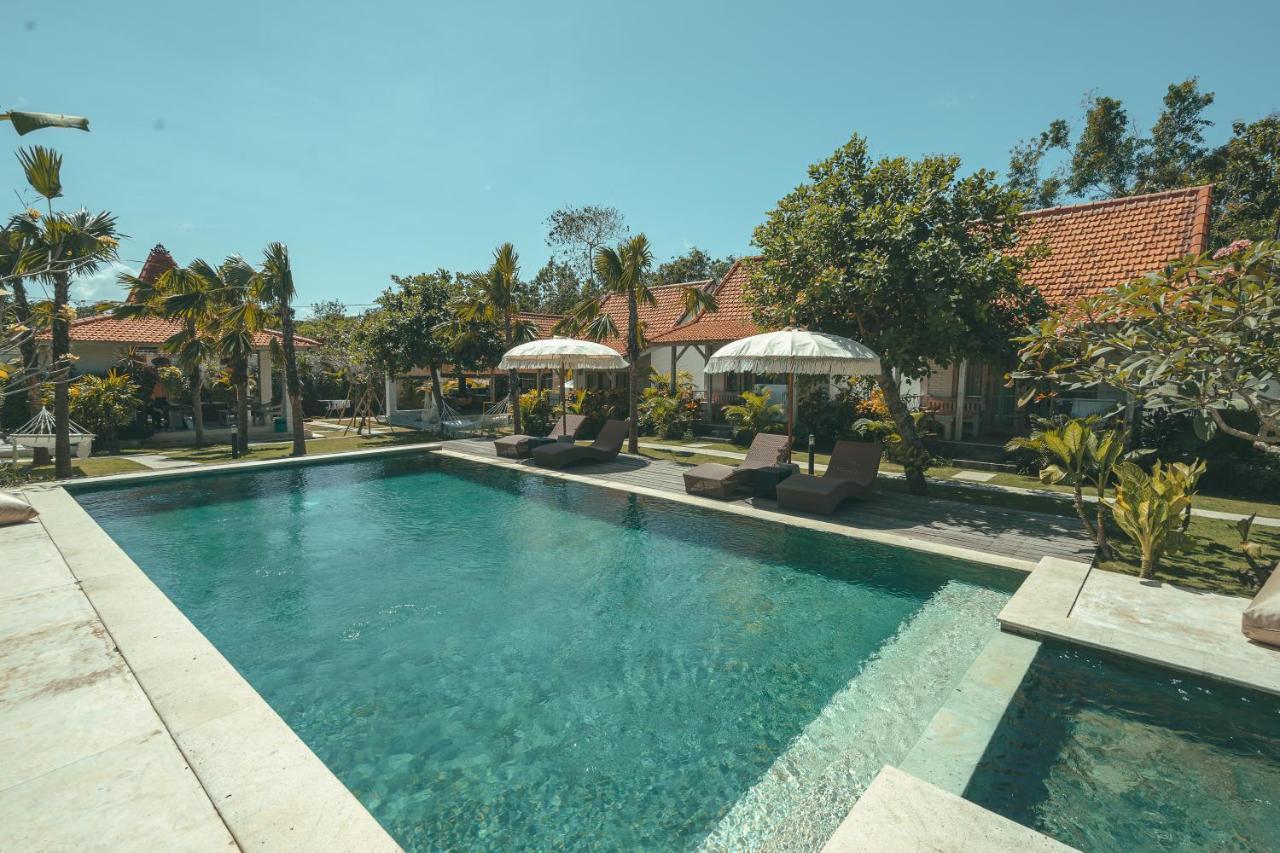 Cari Surf Camp & Studio'S Uluwatu  Luaran gambar