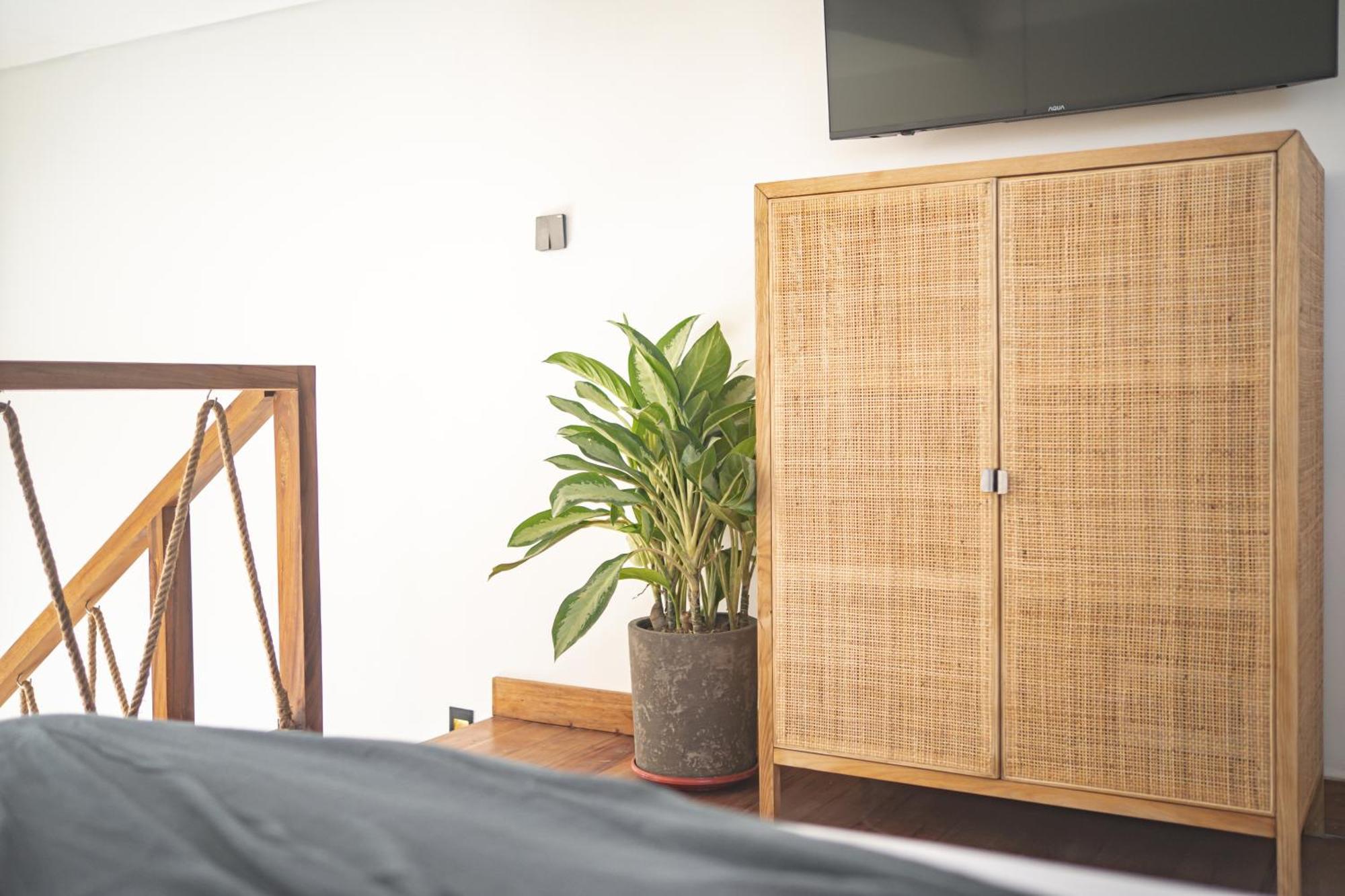 Cari Surf Camp & Studio'S Uluwatu  Bilik gambar
