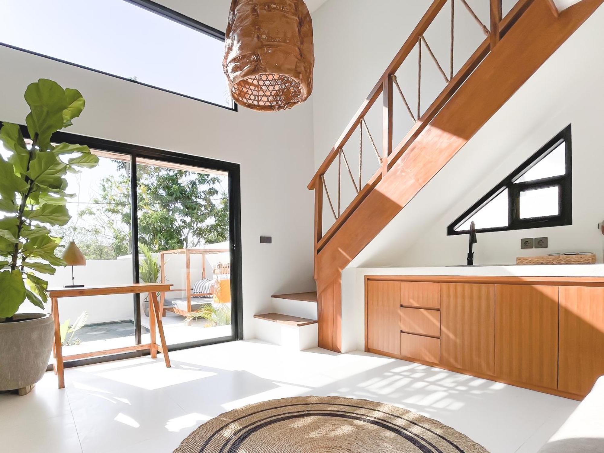 Cari Surf Camp & Studio'S Uluwatu  Bilik gambar